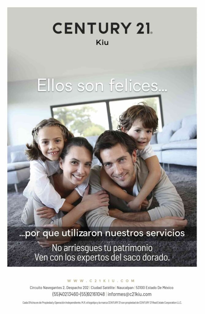 Familia feliz por utilizar los servicios de renta y venta de Century 21 KIU en Coacalco